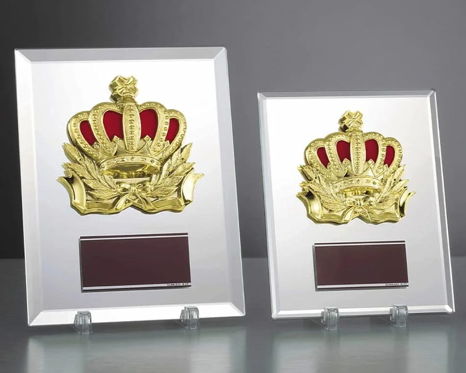 王冠レリーフミラー盾：AT-4479